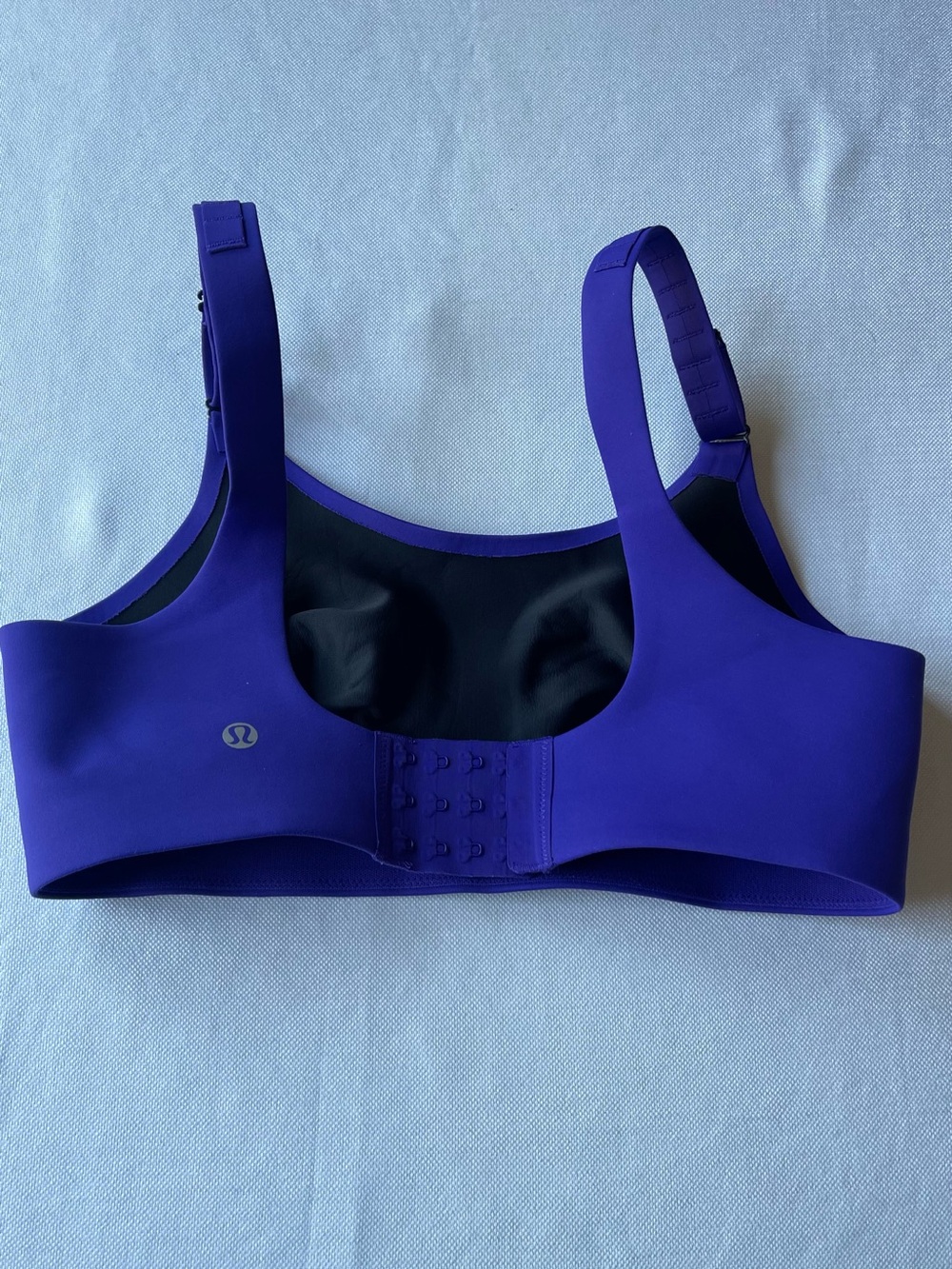 lululemon athletica Booby Bracer High Support Wireless Sports Bra 34D Purple